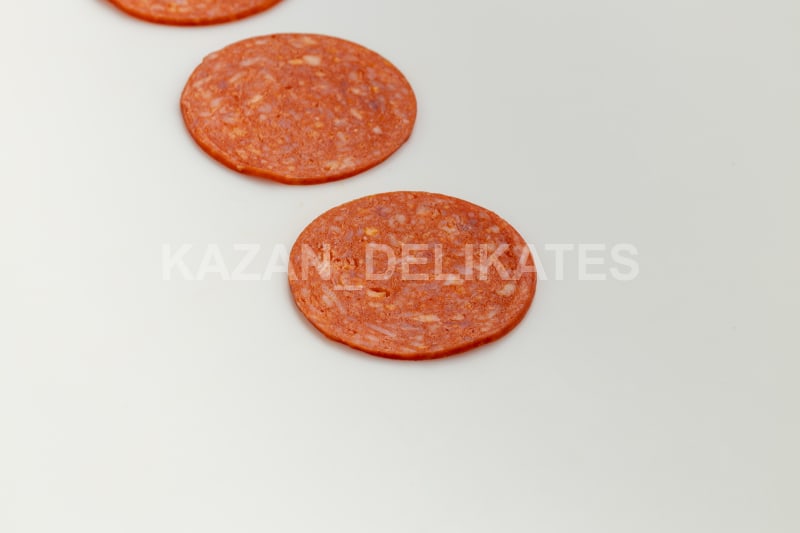 Нарезка пепперони халяль KD-013 — слайсы для пиццы, фото из каталога